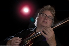 Mark-and-guitar-IMG_R_2019_08_16_20638-Edit-with-flare